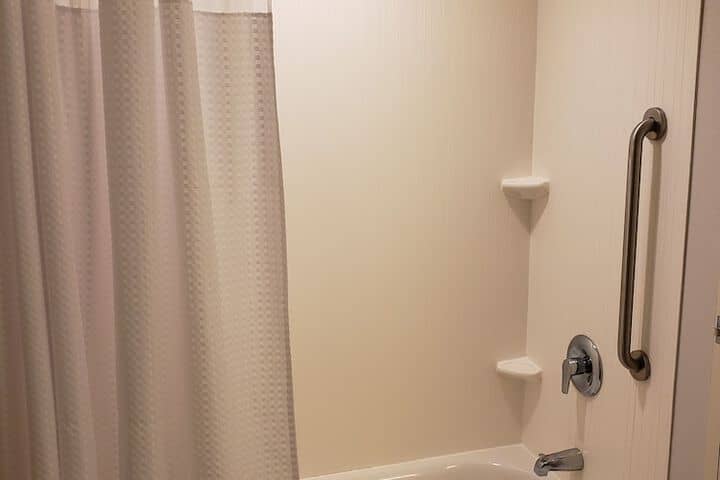 Room 26 of 58